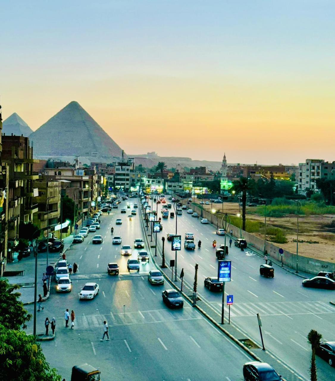 Khufu Pyramids Inn Nazlet el-Sîsi Exteriör bild